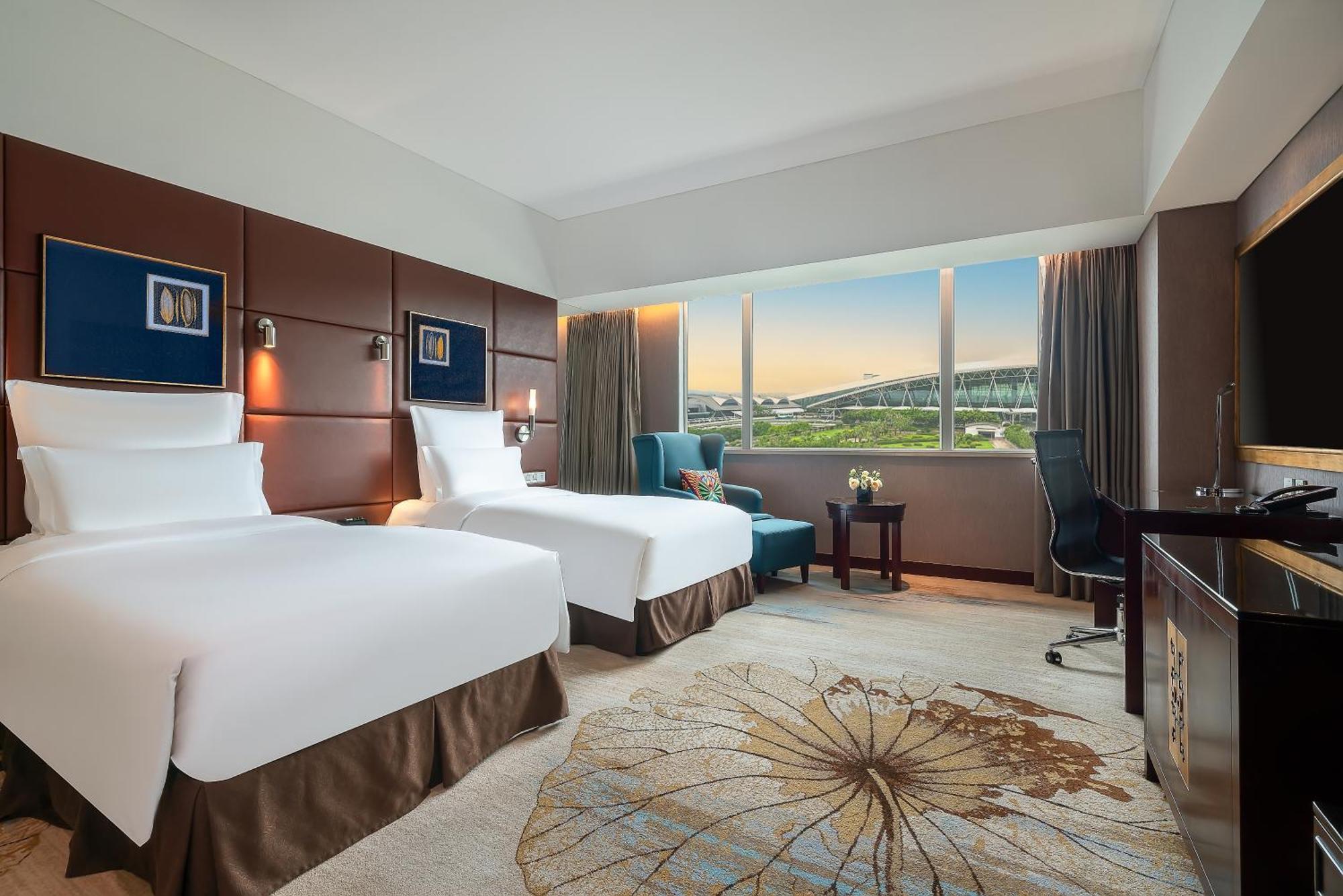 Pullman Guangzhou Baiyun Airport - Free Shuttle Bus & Official Registration Agency During Canton Fair Exteriör bild